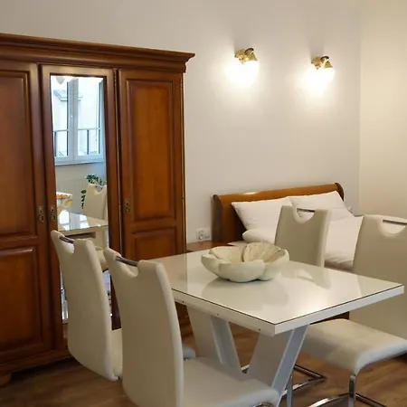 Apartamenty Pod Katedra Bielsko-Biala Exterior foto