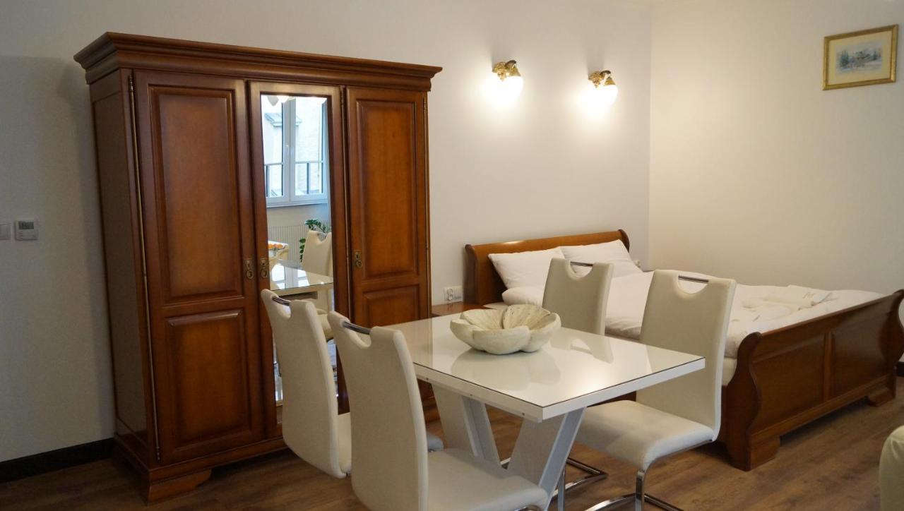 Apartment Pod Katedra *